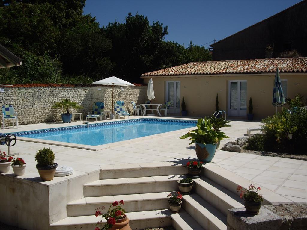 Maison Du Ruisseau Malaville Esterno foto